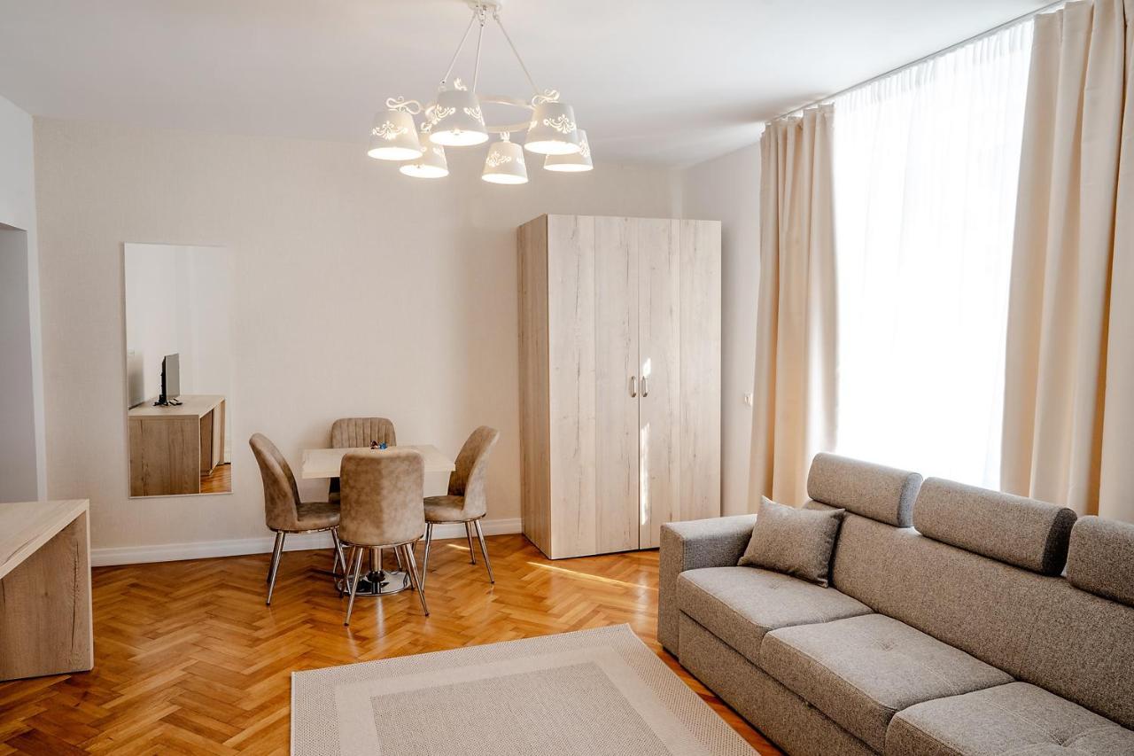 Brasov Holiday Residence Apartment *